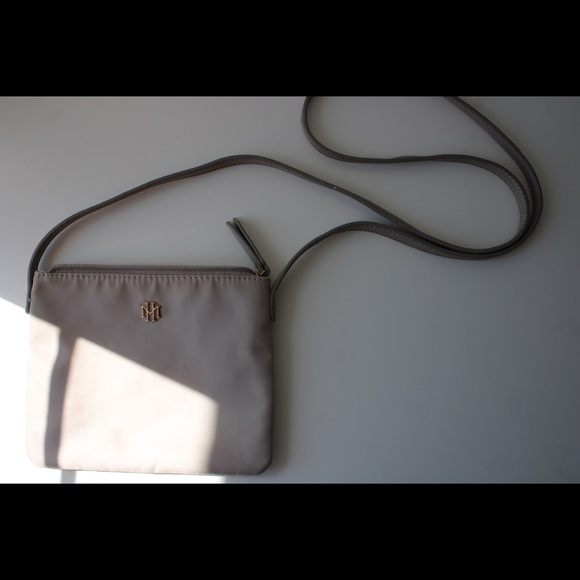 Mark and Hall Handbag - Picture 1 of 5